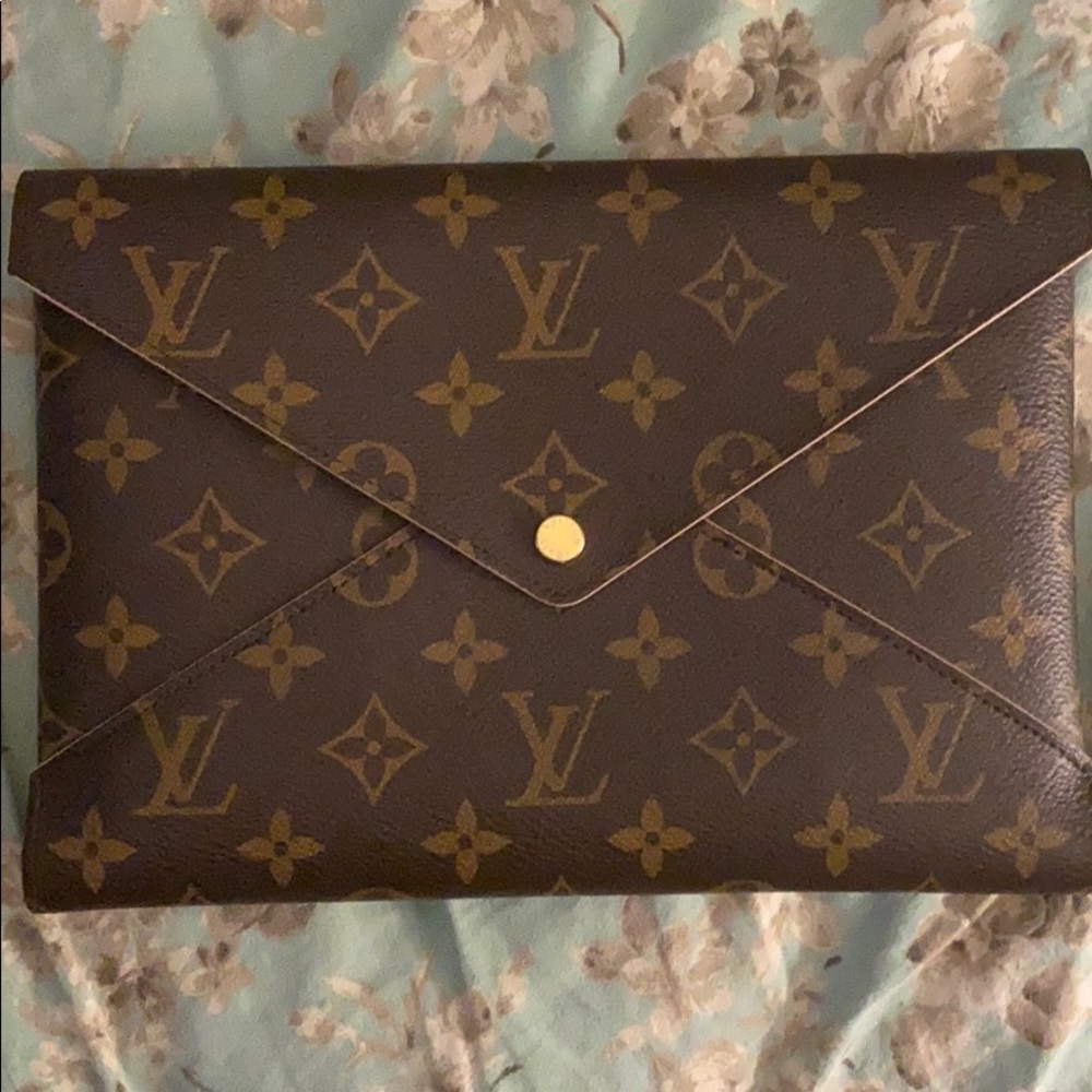 Louis Vuitton Envelope
